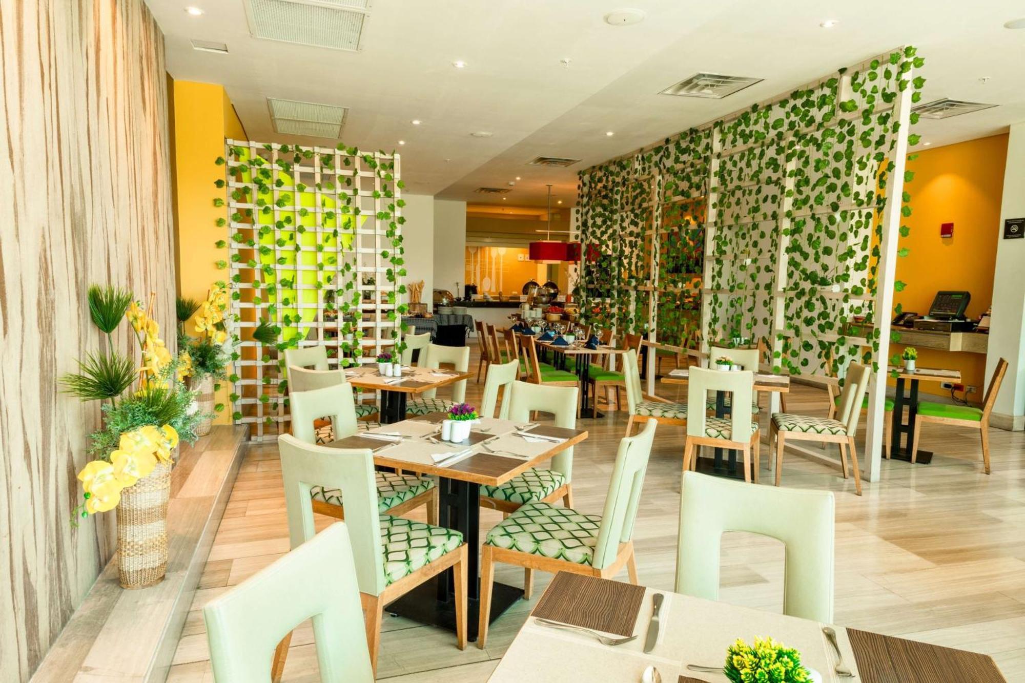 Hilton Garden Inn Barranquilla Баранкила Екстериор снимка
