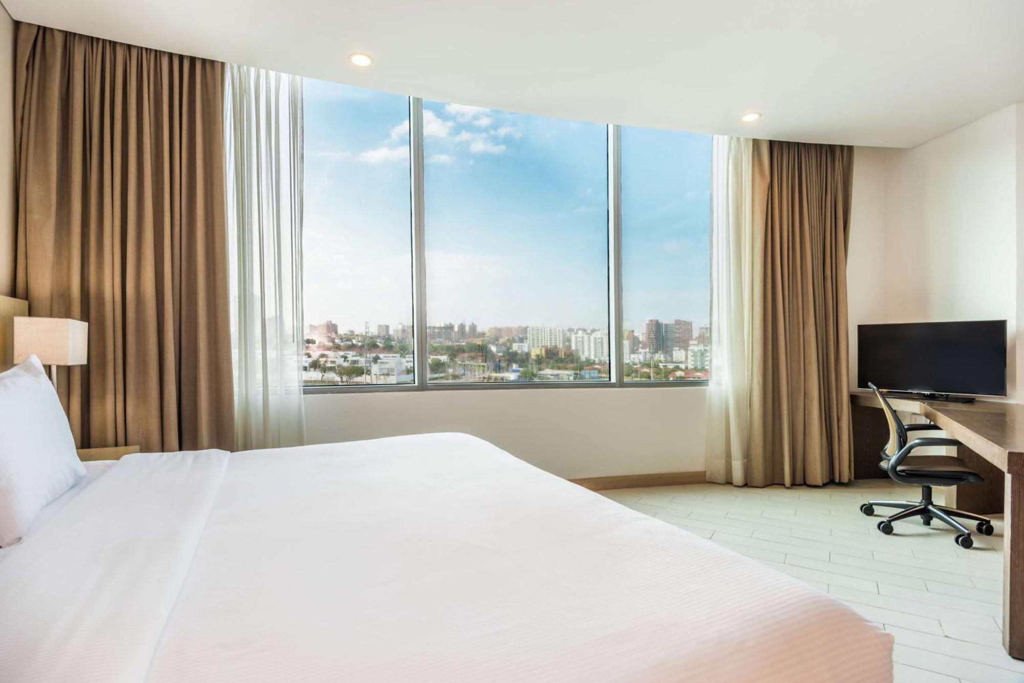 Hilton Garden Inn Barranquilla Баранкила Екстериор снимка