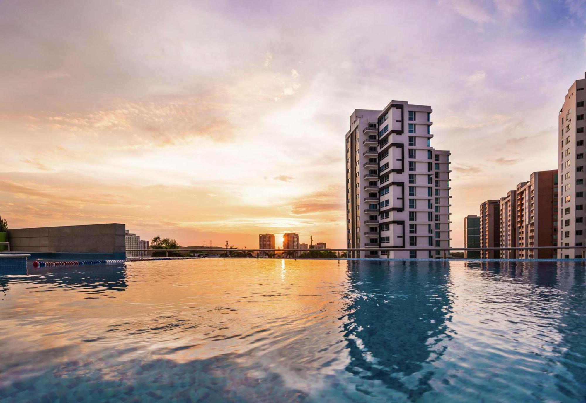 Hilton Garden Inn Barranquilla Баранкила Екстериор снимка