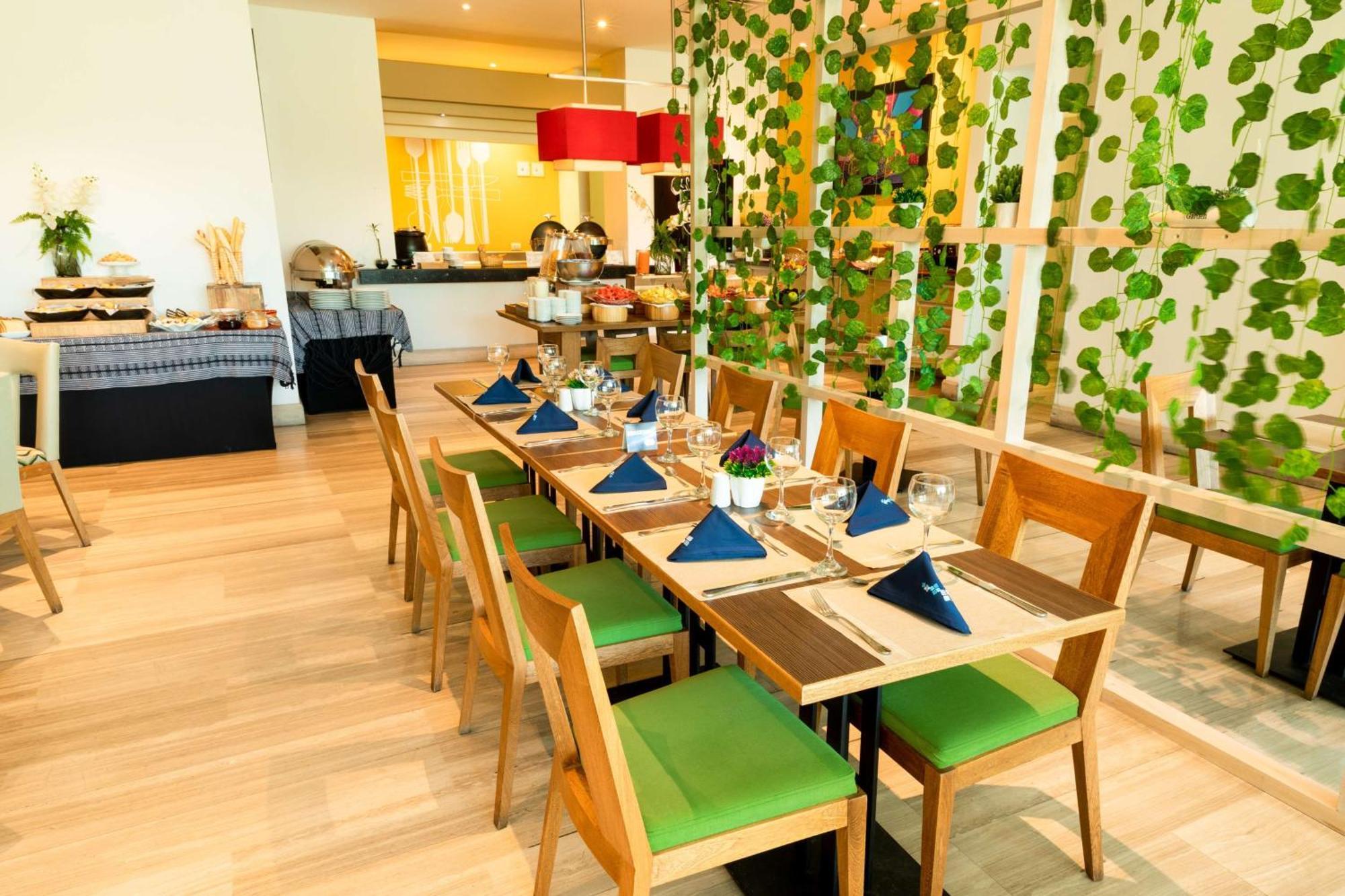 Hilton Garden Inn Barranquilla Баранкила Екстериор снимка