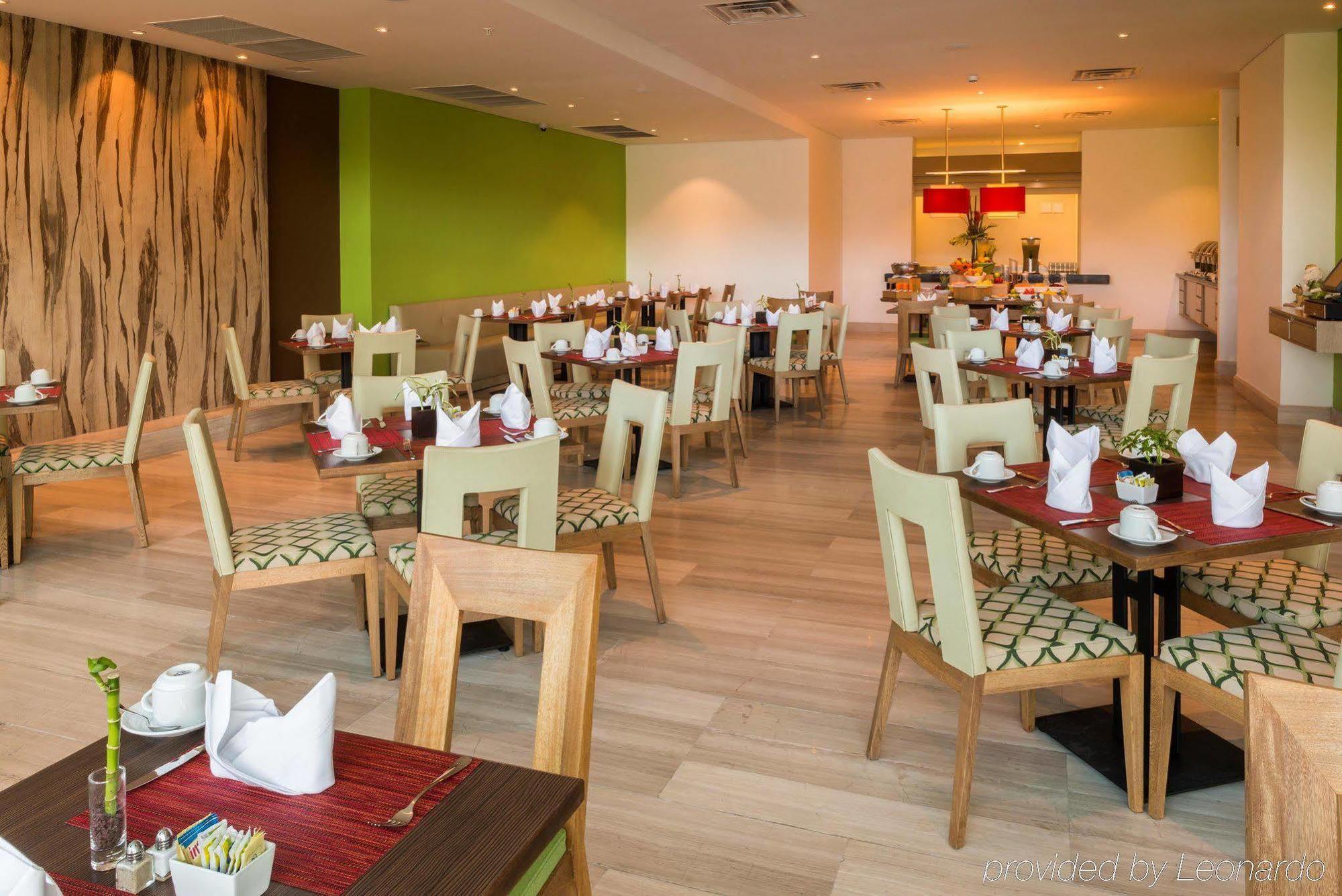 Hilton Garden Inn Barranquilla Баранкила Екстериор снимка